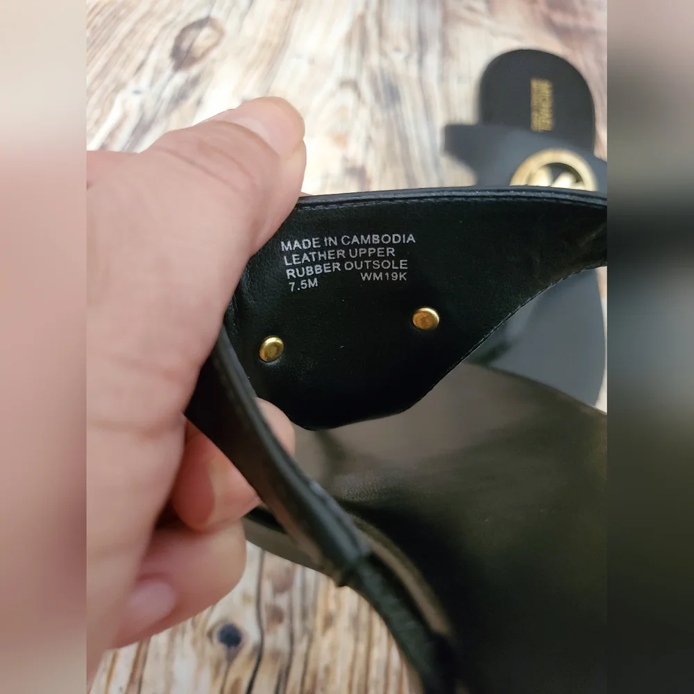 Michael Kors Marlena Thong Sandal - Picture 6 of 8